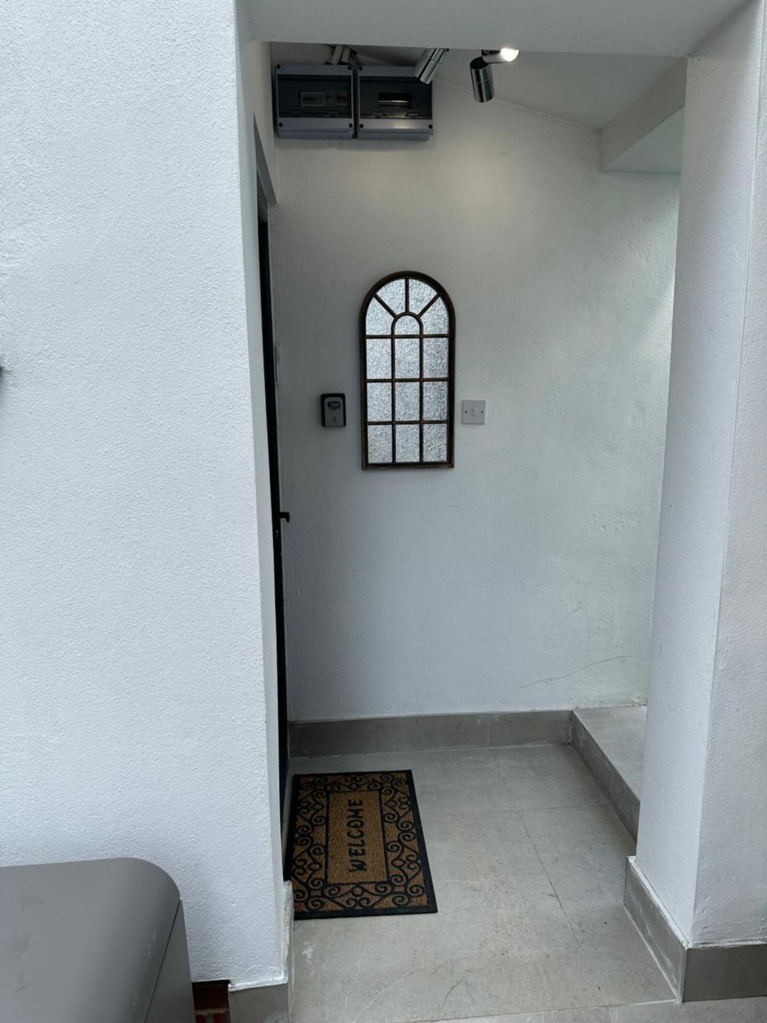 הנדון Bespoke Gallery Guesthouse מראה חיצוני תמונה